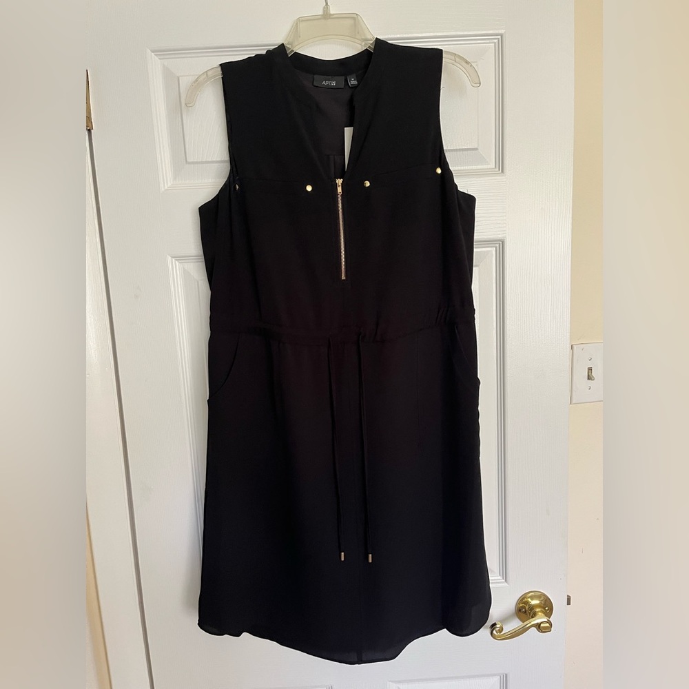 Apt. 9 Black Sleeveless V-Neck Sheath Dress